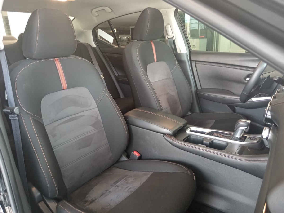 2023 Nissan Sentra 4p SR L4/2.0 Aut