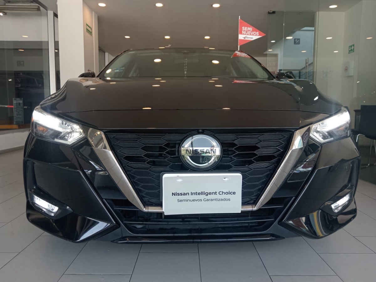 2023 Nissan Sentra 4p SR L4/2.0 Aut