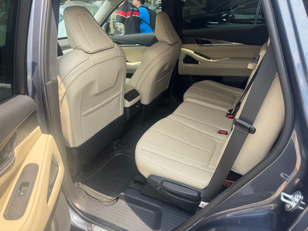 2022 INFINITI QX60 5 PTS QX60 LUXE 35L CVT TP RA-20 4X4