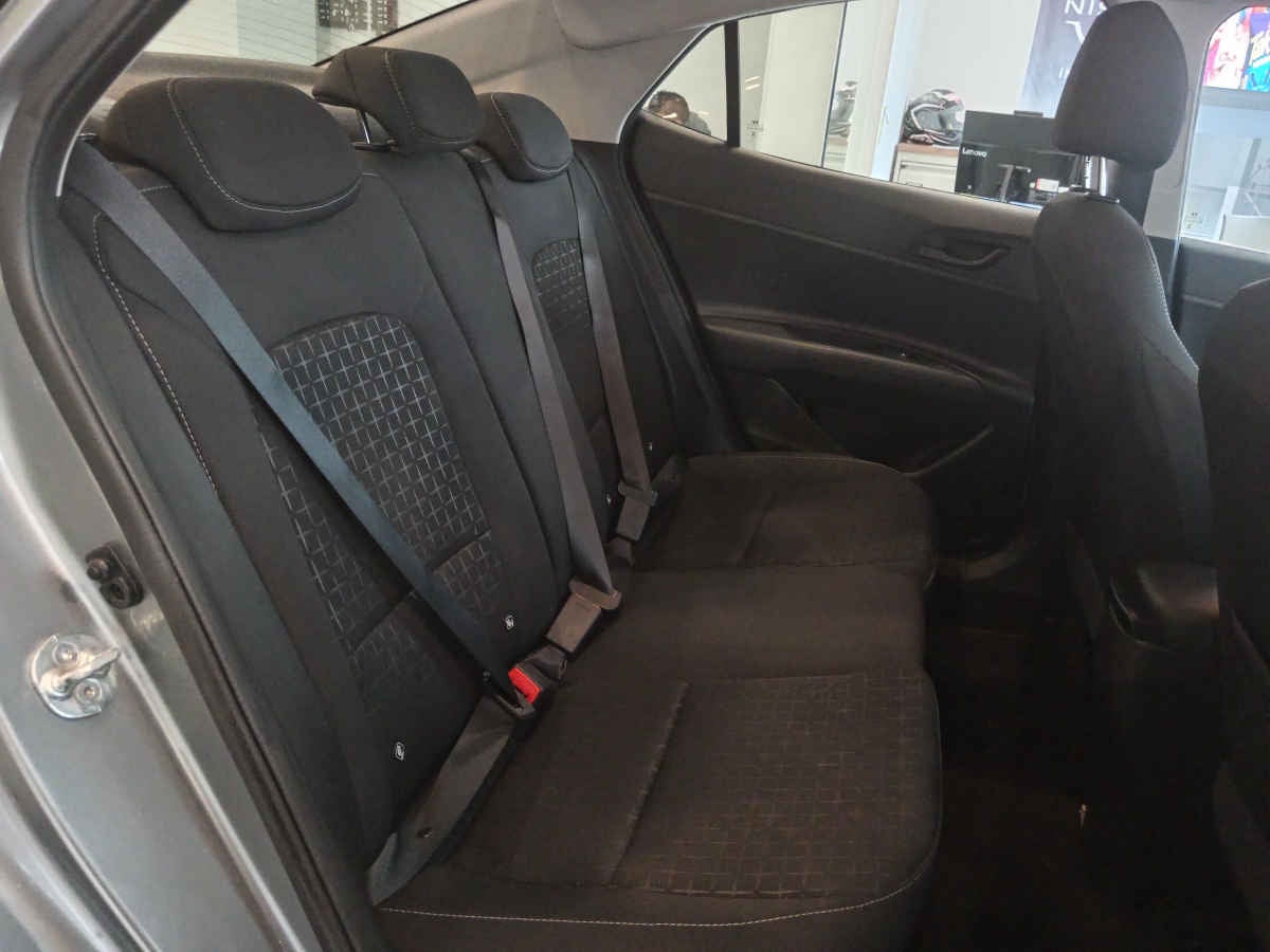 2025 Hyundai HB20 4p GL L4/1.6 Aut Rin 16