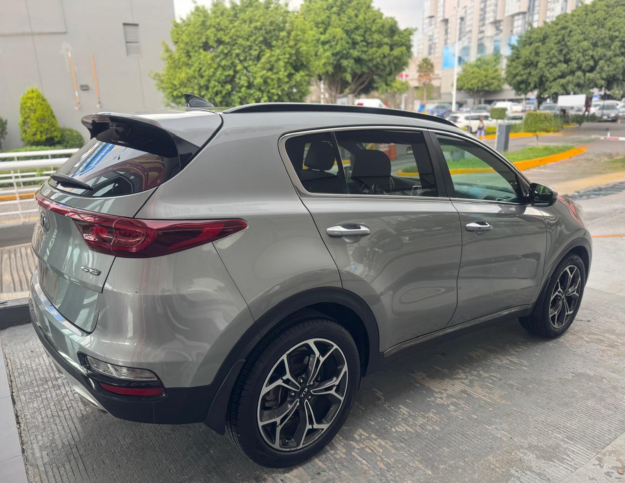 2020 Kia SPORTAGE 5 PTS SX TA AAC AUT QCP GPS FLED RA-19