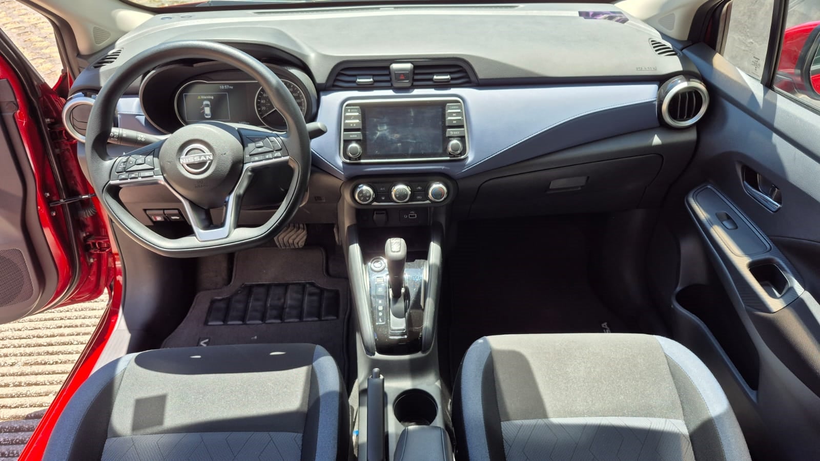 2024 Nissan VERSA 4P ADVANCE L41.6 AUT