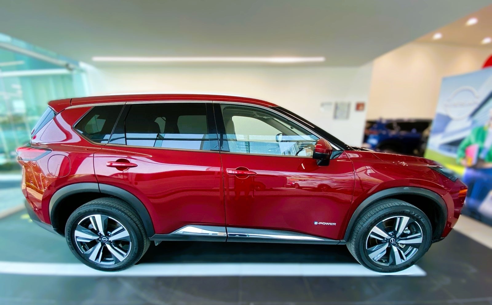 2023 Nissan X-TRAIL 5P PLATINUM E.POWER HEV L31.5 AUT