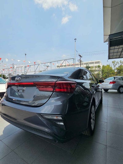 2021 Kia FORTE 4 PTS L 20L TA AAC R-16