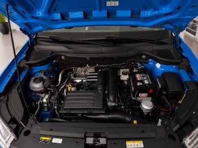 2022 Volkswagen TAOS 5 PTS COMFORTLINE 14L TA PIEL F LED RA-18