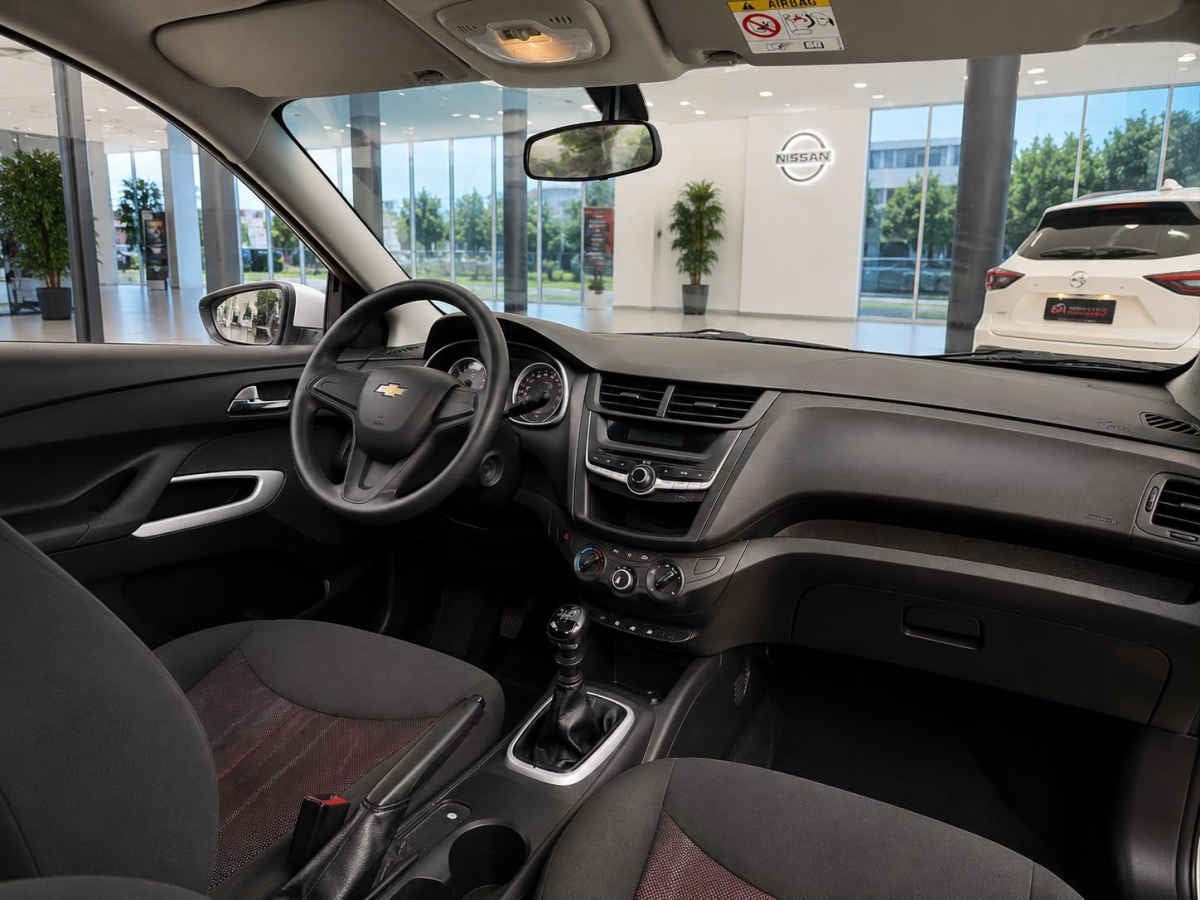 2020 Chevrolet AVEO 4 PTS LS TM5 AAC R-14