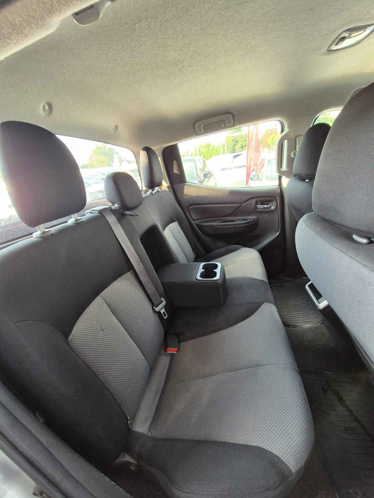2020 Mitsubishi L200 4 PTS CABINA DOBLE TD TM5 4X4