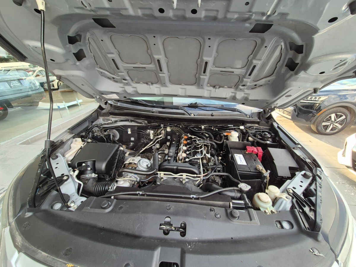 2020 Mitsubishi L200 4 PTS CABINA DOBLE TD TM5 4X4